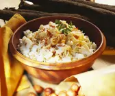 Salat aus Schwarzwurzeln mit Haselnüssen