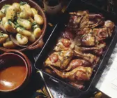 Geschmortes Kaninchen (Jägerart)