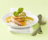 Lachsfilet mit Mangosauce