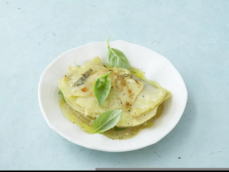 Gratinierter Kohlrabi mit Basilikum