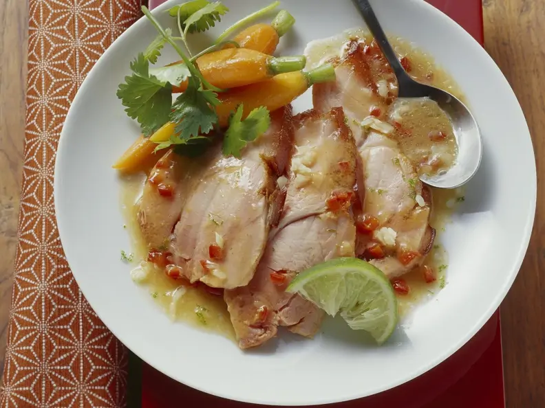 Milchferkel mit Korianderkarotten