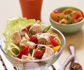 Thunfischsalat mit buntem Gemüse