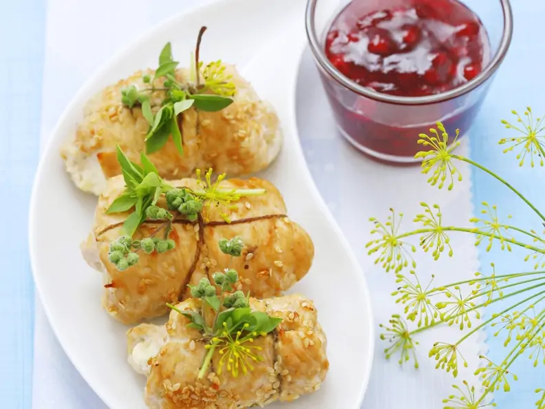 Putenroulade mit Frischkäsefüllung