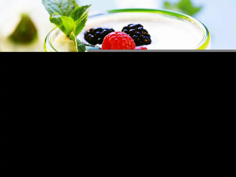 Joghurt-Beeren-Dessert