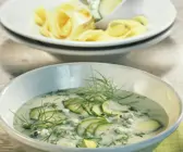 Pasta mit Zucchinisauce