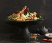 Gurkensalat mit Honig-Chili-Garnele