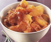 Kartoffelgulasch mit Sauerkraut