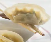 Asiatische Teigtaschen (Dim Sum) mit Soße