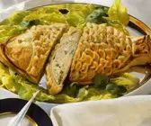 Blätterteig gefüllt mit Fisch und Ei
