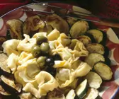 Fondue aus Gorgonzola mit Tortellini