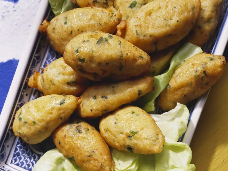 Stockfischbällchen auf portugiesische Art