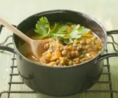 Linsentopf mit Suppengemüse