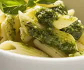 Nudeln mit Pesto
