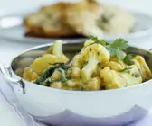 Curry mit Kichererbsen und Blumenkohl