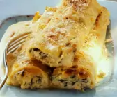 Cannelloni mit Käsesoße