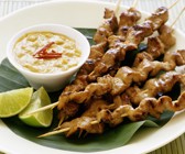 Schweinefleisch-Satay