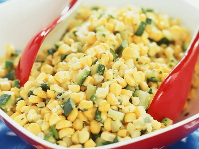 Maissalat mit Zucchini