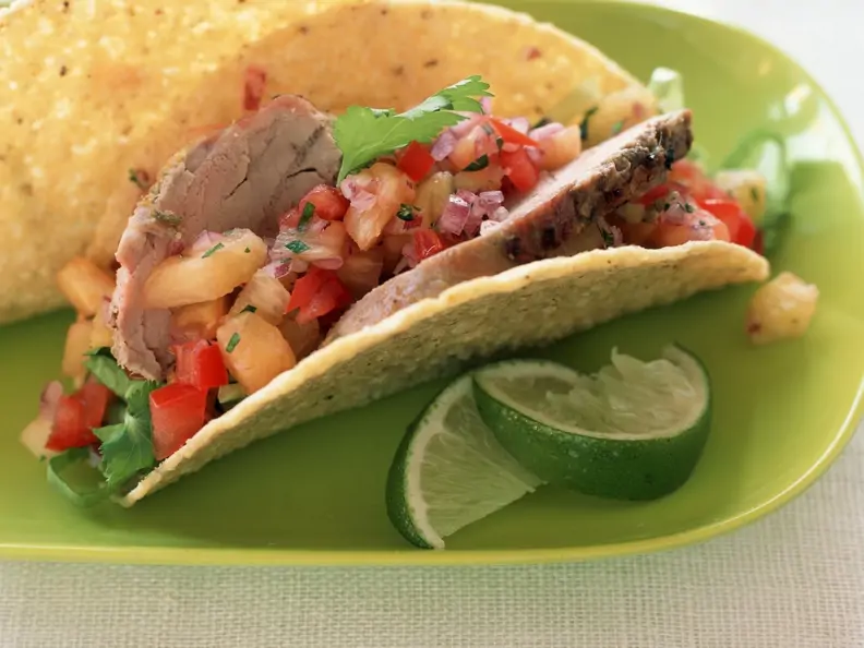 Rindfleisch-Tacos mit Salsa
