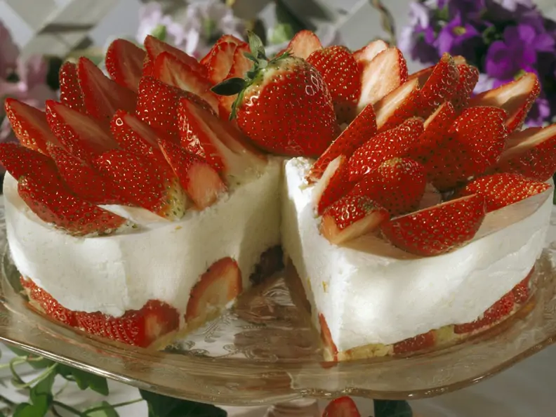 Erdbeer-Frischkäse-Torte