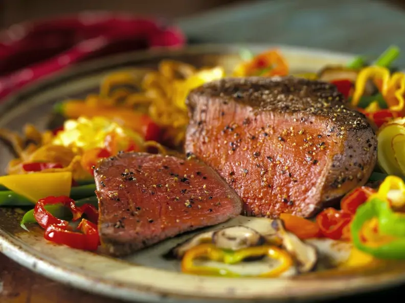 Pfeffersteak mit Gemüse