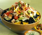 Reis mit Bohnen-Hähnchen-Salat