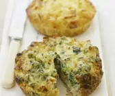 Mini-Quiches mit Brokkoli