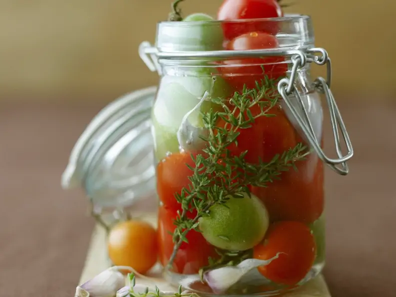 Eingelegte Tomaten