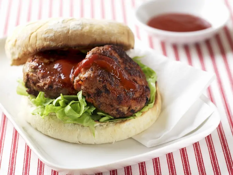 Burger mit Lammfrikadellen