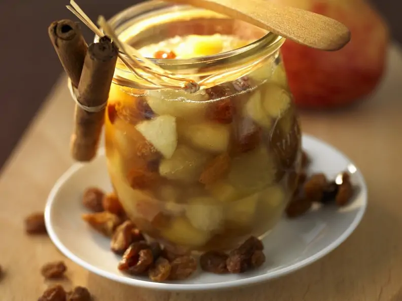 Apfel-Rosinen-Marmelade