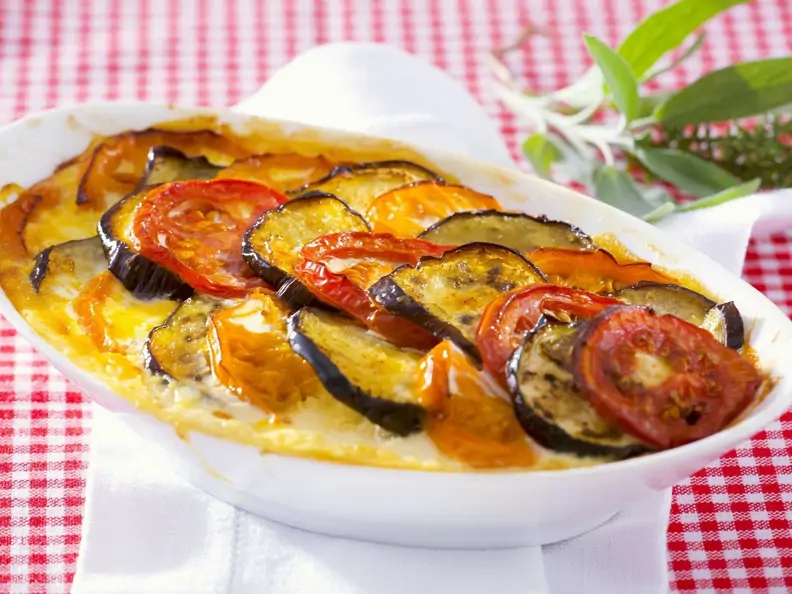 Auberginen-Tomaten-Gratin