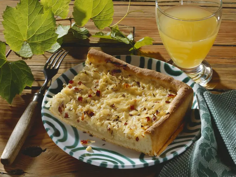 Zwiebelkuchen auf fränkische Art
