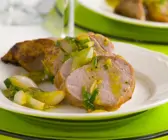 Schweinelende mit Zwiebelsoße