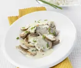 Cremiges Schweinegeschnetzeltes mit Champignons