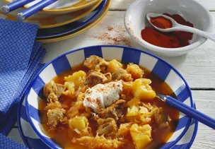 Gulasch mit Sauerkraut (Szegediner)