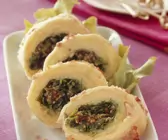 Gefüllter Speckpfannkuchen mit Endivien-Kartoffelbrei-Füllung
