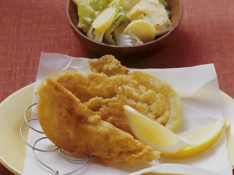 Wirsing-Schnitzel mit Kartoffelsalat