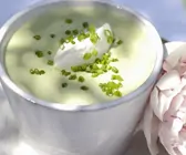 Suppe aus Avocado