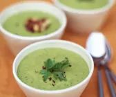 Cremige Kräutersuppe