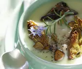 Suppe aus Artischocken