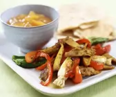 Gebratene Putenstreifen mit Aprikosenchutney