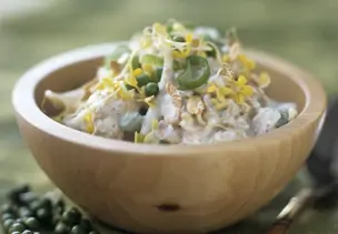 Herzhaftes Müsli mit Dinkelsprossen