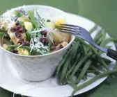 Vollkornnudeln mit Kartoffeln und grünen Bohnen