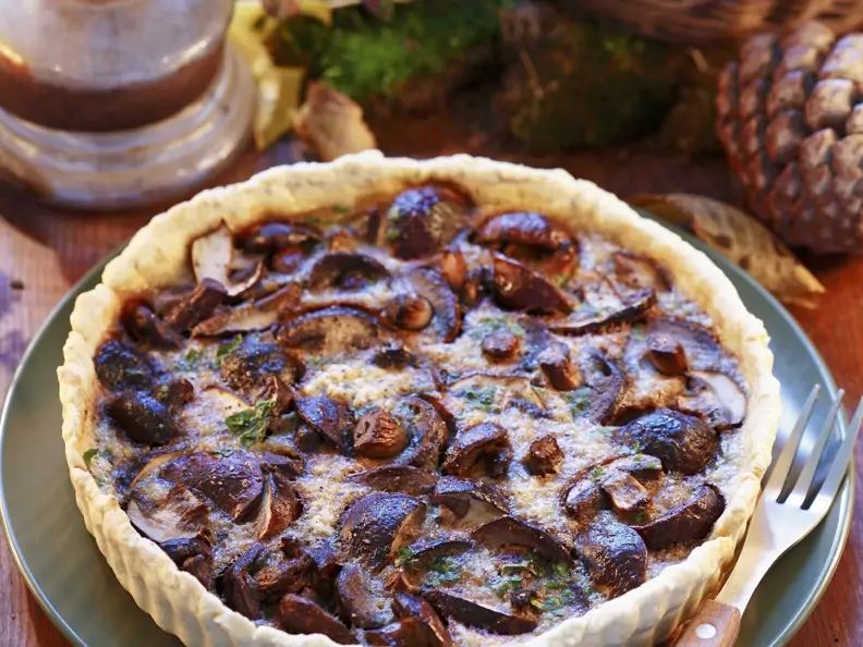 Quiche mit Waldpilzen