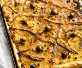 Zwiebelkuchen mit Anchovis