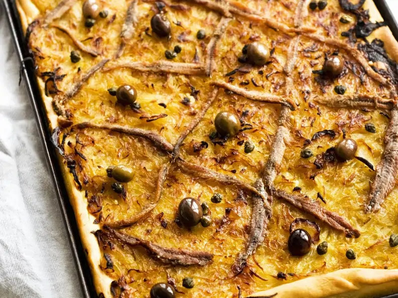 Zwiebelkuchen mit Anchovis