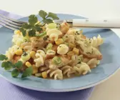 Nudelsalat mit Putenfleisch