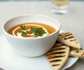 Würzige Cremesuppe mit Kürbis