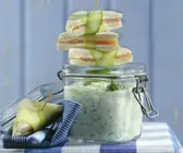 Lachstramezzini mit Tsatsiki