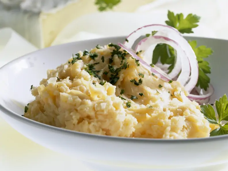 Camembert-Aufstrich auf fränkische Art