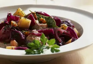 Rotkrauteintopf mit Schweinefleisch